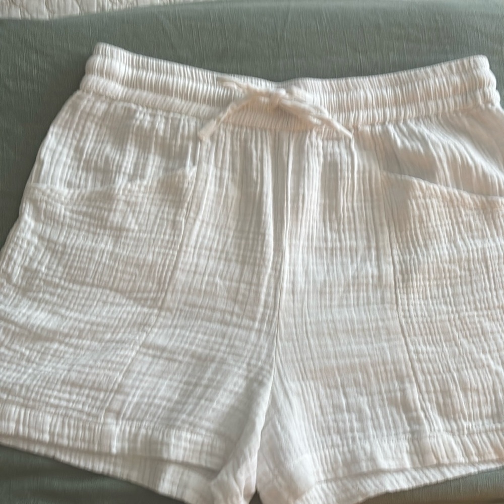 MATE the Label Organic Gauze Lightweight White Short XL